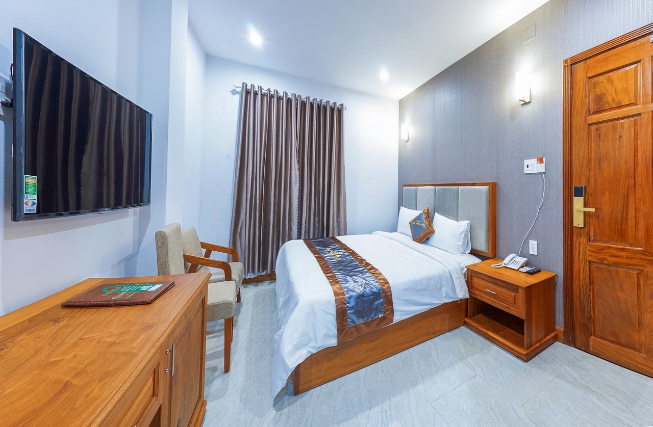 Hotel Nhat Thanh Quy Nhon Exterior foto